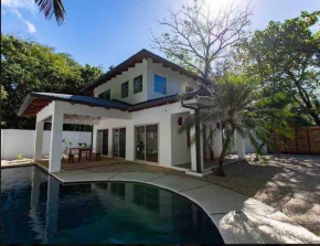 Casa Anna, Private Home, Guiones
